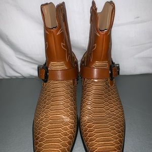 Alberto Fellini snake skin style cowboy boots 9.5